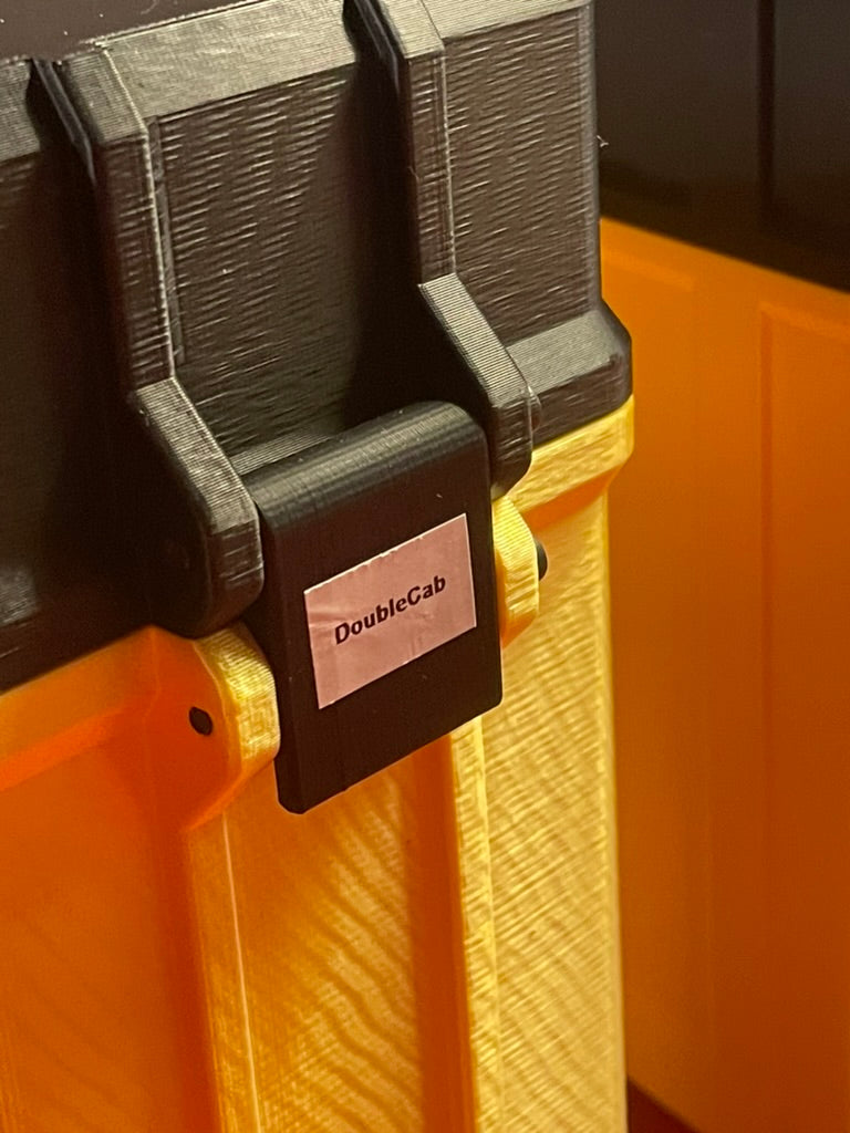 Close-up of a Doublecab sake giftbox